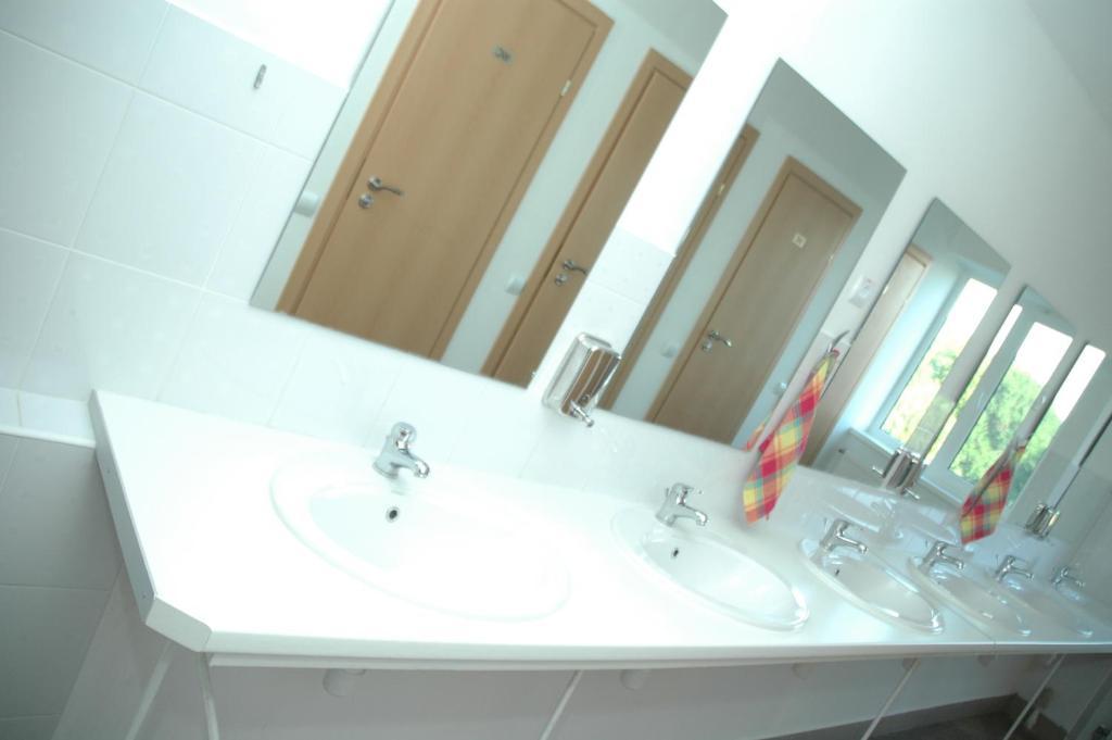 إلفيف Yellow House Hostel المظهر الخارجي الصورة